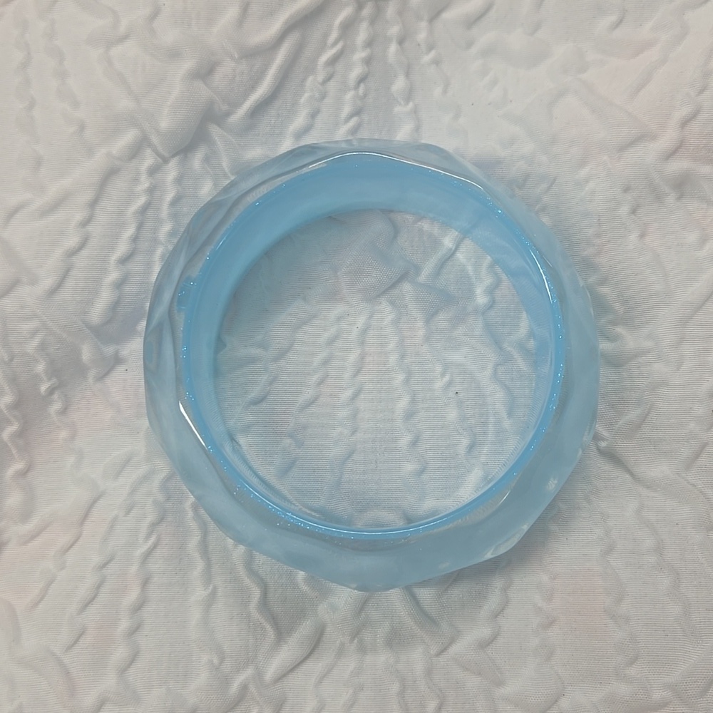 Pearlescent Light Blue Bangle